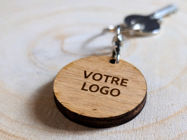 Porte-clés en bois made in France bois personnalisé entreprise